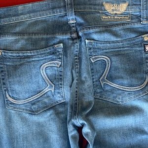 Medium blue wash Rock & Republic Sz 38